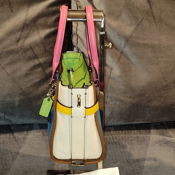 NWOT RARE COACH SWAGGER 21 RAINBOW MULTICOLOR COLORBLOCK TWO-WAY TOTE W/ DUSTBAG - Picture 16 of 16